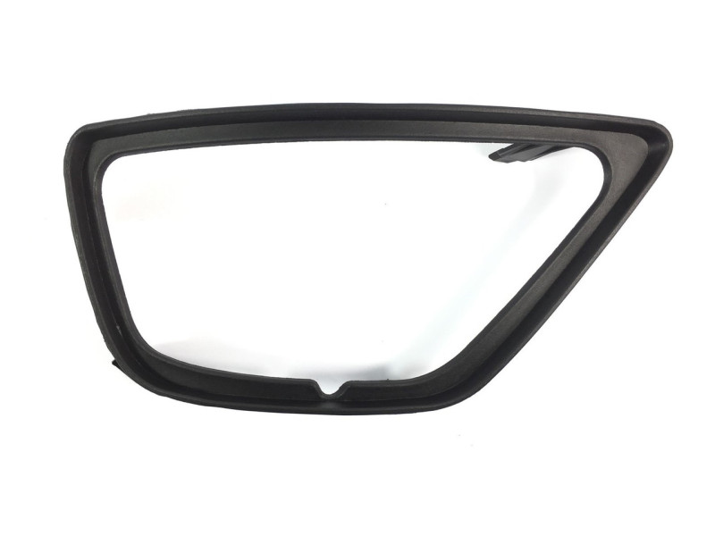 Кронштейн правий протитуманної фари Ford Focus 1998-2004 Elit 1208010