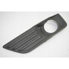 Решітка переднього бампера ліва Ford Focus 2 04-12 (Elit) 4M51 19953 AE