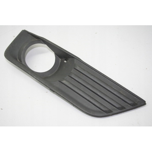 Решітка переднього бампера права Ford Focus 2 2005-2008 (Elit) 4M5119952AE