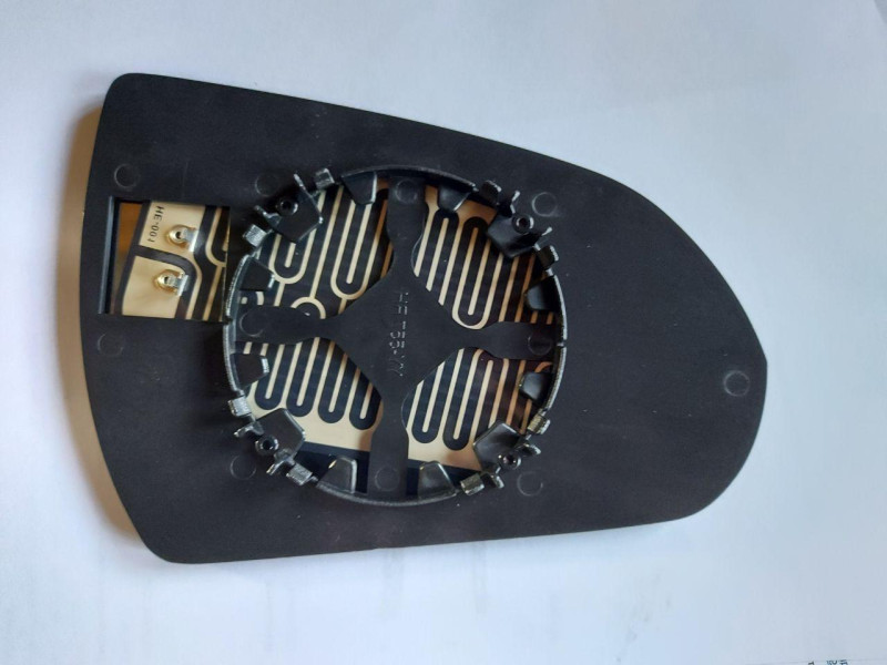 Вкладиш дзеркала лівий Hyundai Elantra AD 2016- (FPS)