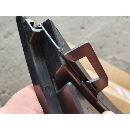 Решітка переднього бампера середня Honda CR-V 2006-2009 (Tempest) 71121SWA003 