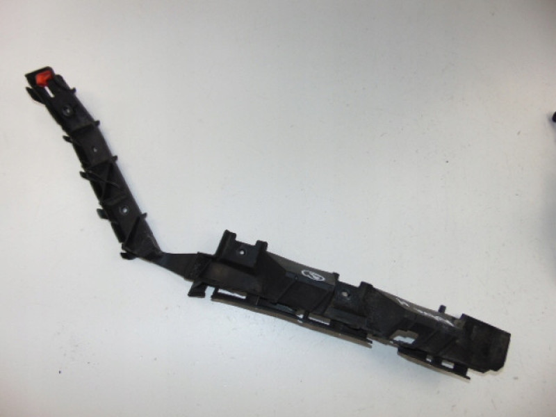 Кріплення переднього бампера VW Passat B6 2005-2010 Elit KH9517 9391 Q