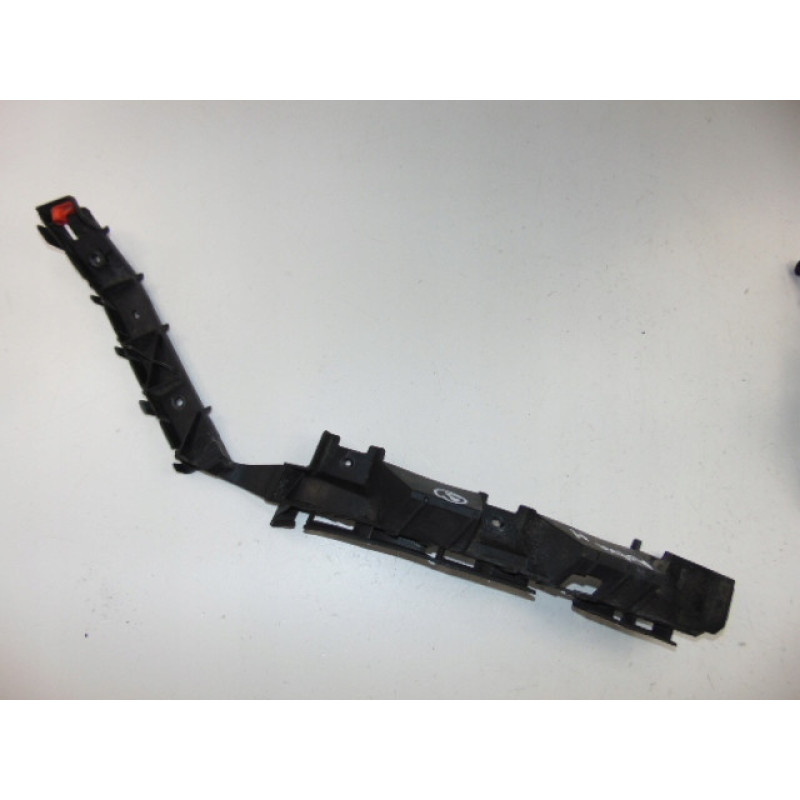 Кріплення бампера переднє VW Passat B6 2005-2010 Elit KH9517 9391 Q