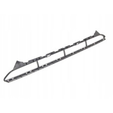 Решітка переднього бампера Audi A4 B8 12-16 (Signeda) 8K0807683