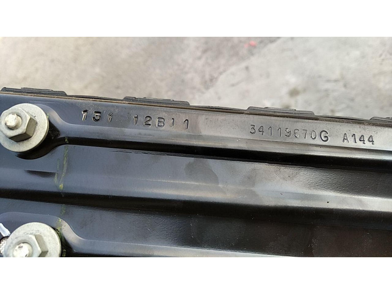 Подушка безпеки колін передня права Dodge Dart 13-16 airbag колін пасажира аирбег 5057857AC