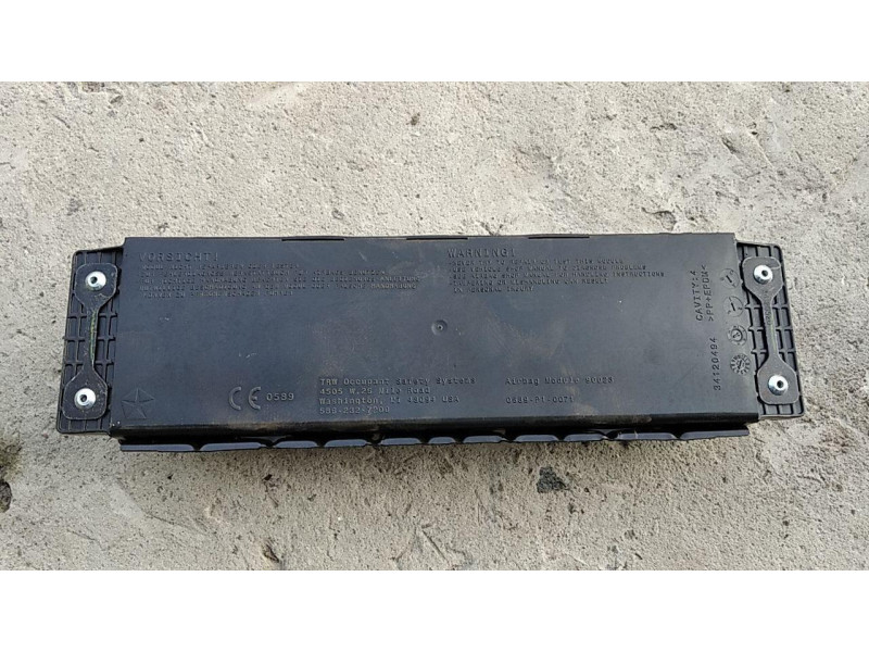 Подушка безпеки колін передня права Dodge Dart 13-16 airbag колін пасажира аирбег 5057857AC