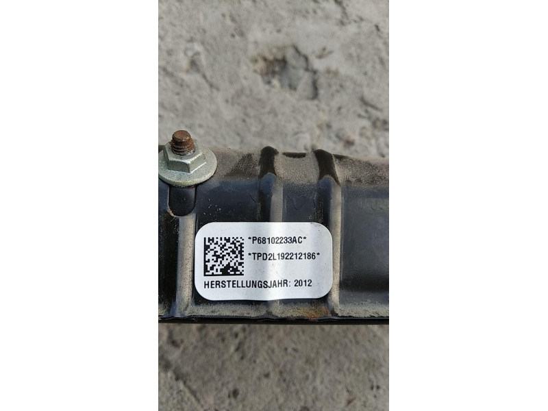 Подушка безпеки колін передня ліва Dodge Dart 13-16 airbag колін водія аирбег 68102233AC