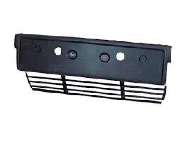 Накладка під номерной знак BMW 5 E34 88-97 (LKQ) 51111934337