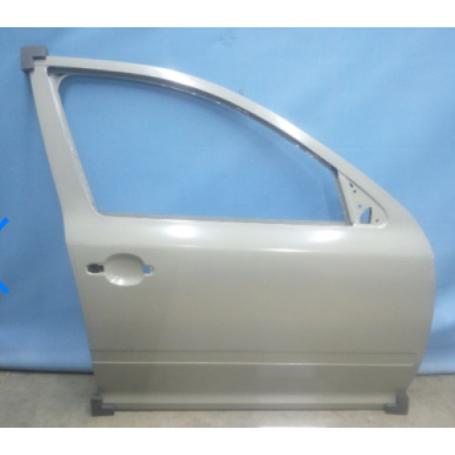 Двері передні праві Skoda Octavia A5 2005-2013 FPS 1Z0831056