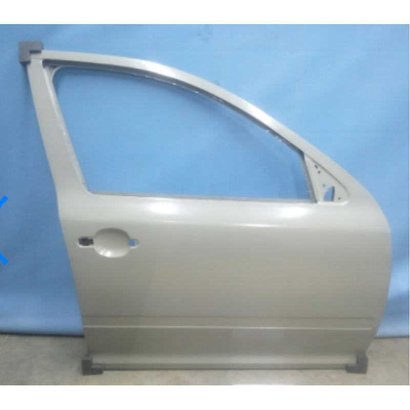 Двері передні праві Skoda Octavia A5 2005-2013 FPS 1Z0831056