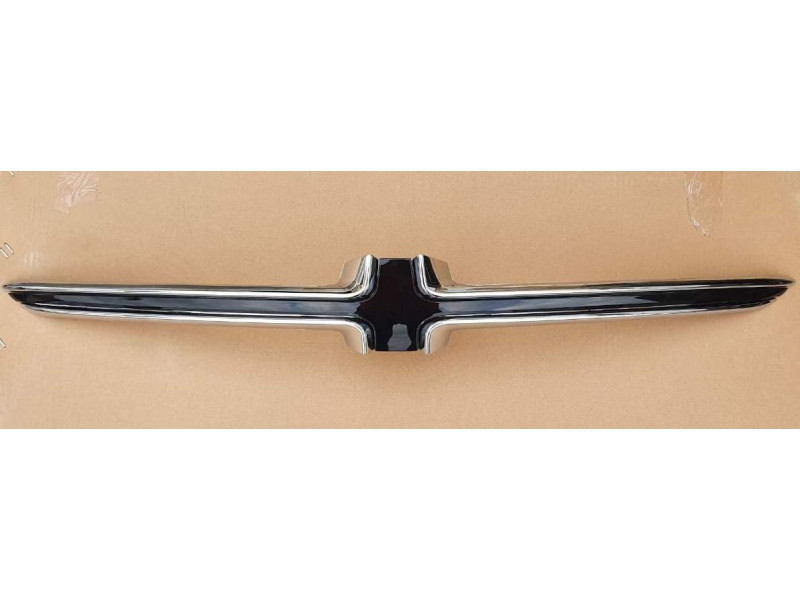 Решітка радіатора Dodge Dart 12-16 внутрішня (FPS) хрест хром 68193440AC