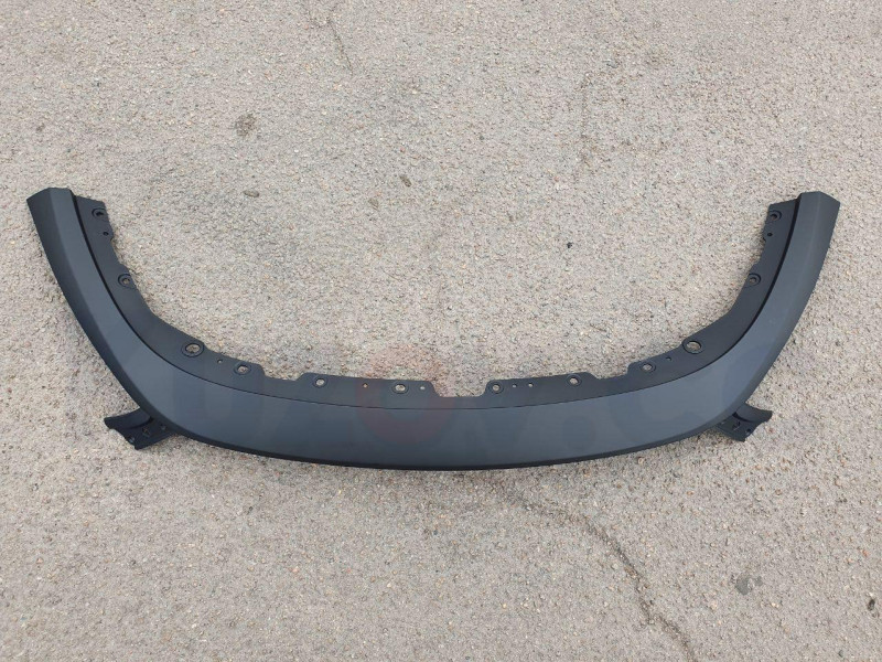 Накладка переднього бампера Dodge Dart 13-16 верхня (Тайвань) 1WC26TZZAB