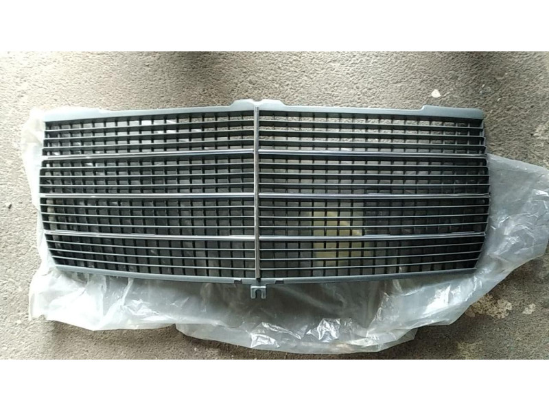 Решітка радіатора Mercedes Benz S Class (W126) 81-91 (Elit) 1268800883
