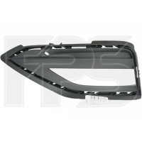 Решітка переднього бампера ліва VW Jetta 7 18- (Тайвань) з отвором