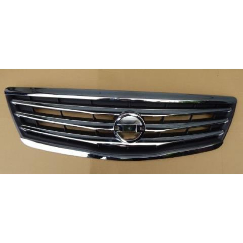 Решітка радіатора Nissan Teana 08-13 (Signeda) 623109W50A