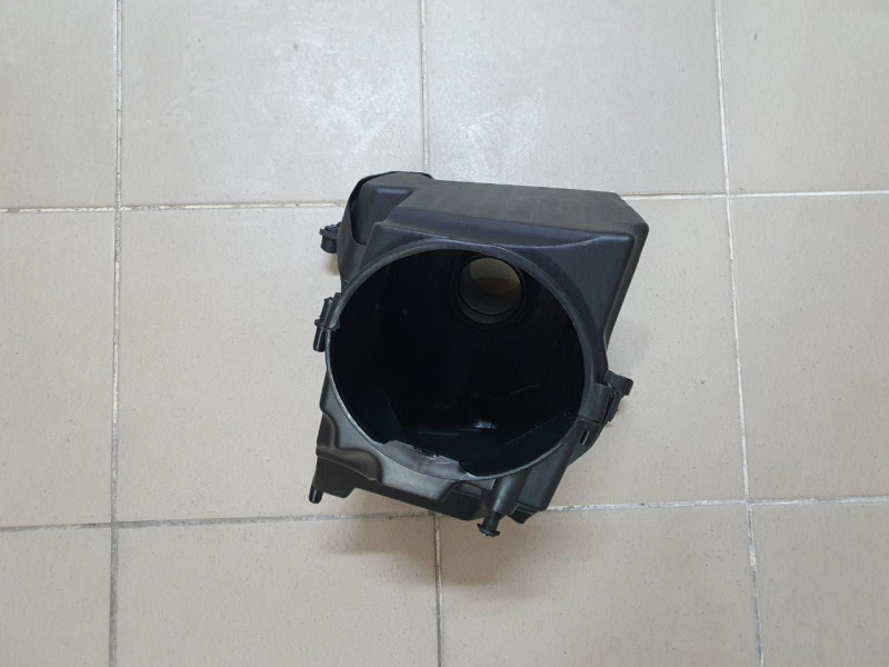 Корпус повітряного фільтра Ford Focus 3 2011-2018 двигун 1.6L Signeda AV619600CF