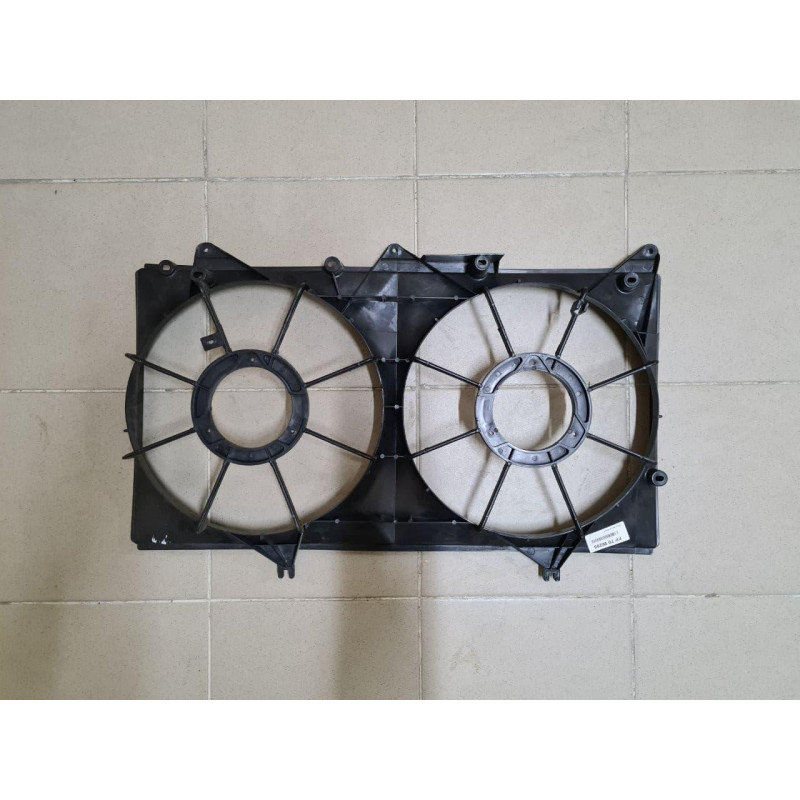 Дифузор вентилятора Toyota Camry XV30 02-06 (Китай) двигун 2.0 / 2.4L