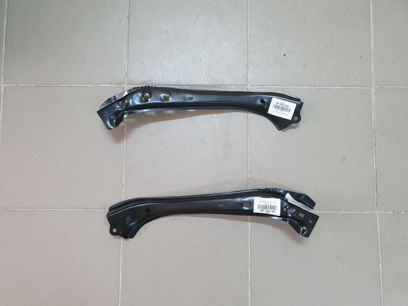 Окуляр панелі лівий Toyota C-HR 16- (FPS)