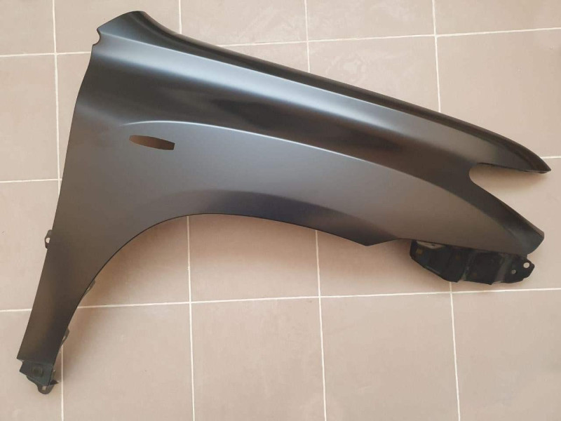 Крило переднє праве Toyota Highlander 10-13 (з отв.) (FPS)