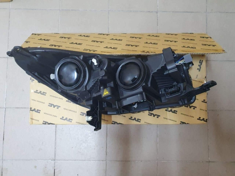 Передня фара ліва Ford Kuga / Escape 16- (TYC) мех. DS3 LED хром. xenon лінза GJ5Z13008H