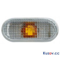 Повторювач повороту на крилі Seat Leon 05-12 лівий=правий, білий рифлений з білою вставкою (FPS) 1J5949117A