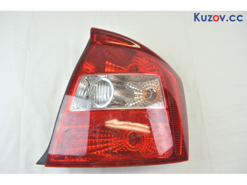 Фара передня ліва Kia Cerato 04-06 (Depo) 921012F025