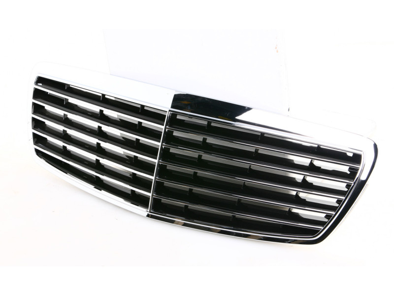 Решітка радіатора Mercedes E-Class W211 02-06 (Avantgarde) комплект (FPS) 2118800583