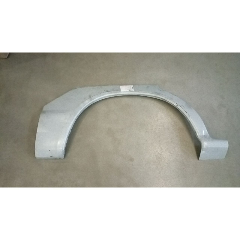 Арка задня права Mitsubishi Pajero Sport 1 96-08 (Klokkerholm) 4 двері