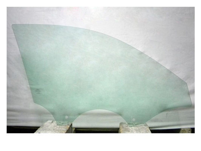 Скло дверне переднє ліве Audi A3 12-20 хетчбек 5 дв. (XYG)