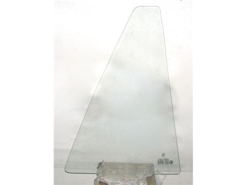 Бічне скло задньої двері, форточка Peugeot 406 універсал 95-03 ліве (SEKURIT)