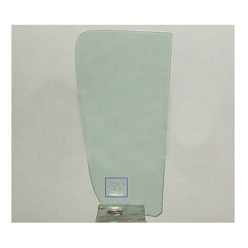 Бічне скло задньої двері, форточка Suzuki Swift 05-10 ліве (Sekurit)