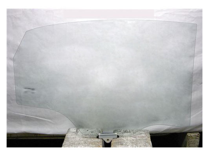 Скло дверне заднє ліве Hyundai i30 12-16 хетчбек (Sekurit)