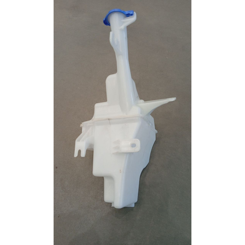 Бачок омивача Hyundai Accent 4 2011-2015 FPS 986201R010, 986204L000