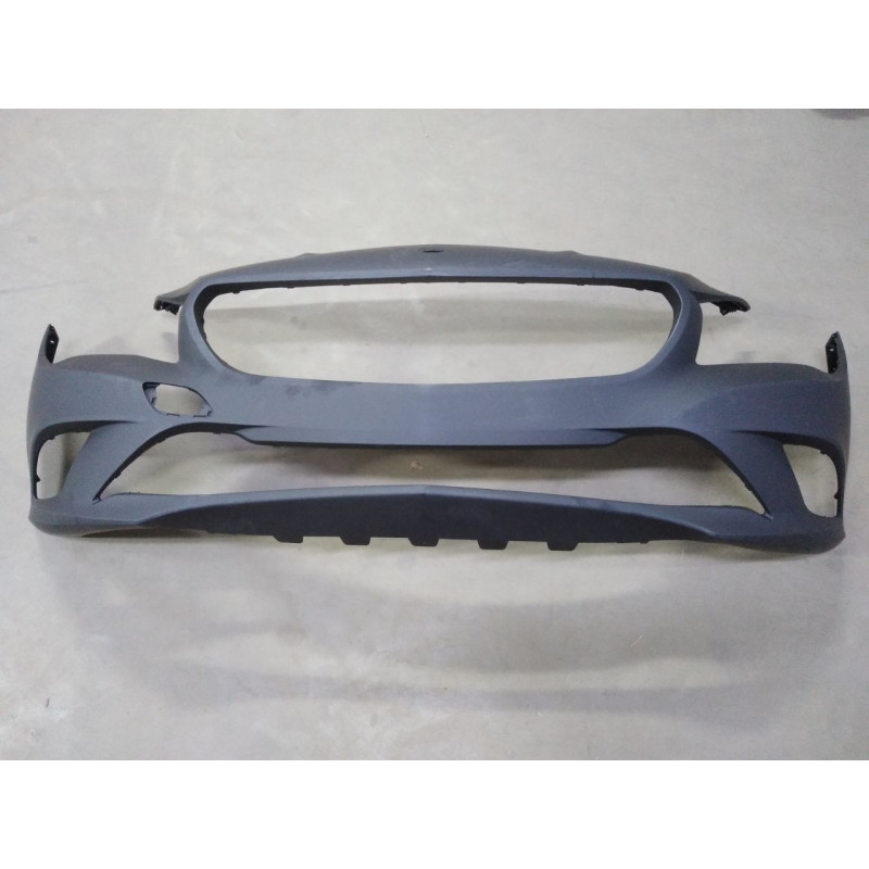 Передній бампер без отворів для парктроніків Mercedes CLA W117 2013-2019 A1178800040