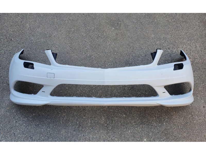 Бампер передній з отворами під омивачі Mercedes C-Class W204 2011-2014 AMG (LKQ) A2048852738