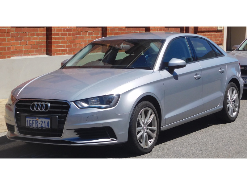 Бампер задній Audi A3 8V седан 2012-2016 FPS 8V5807067GRU