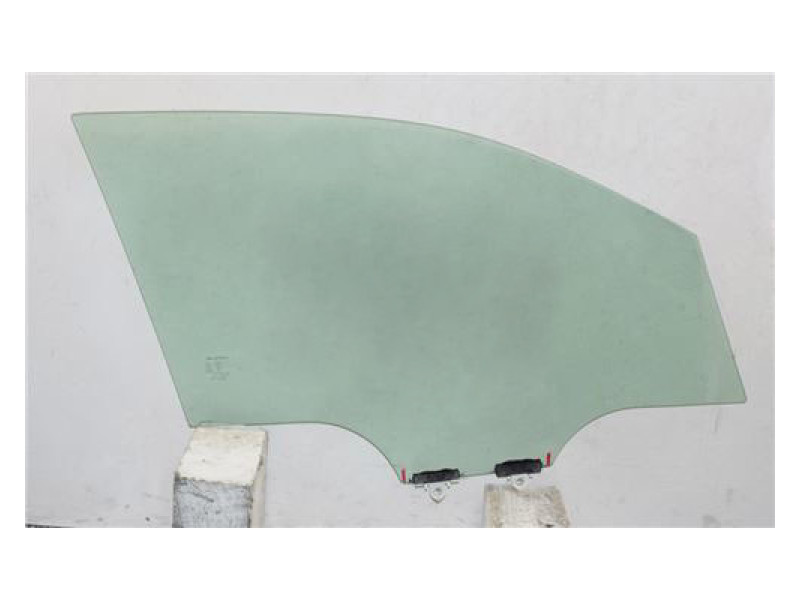 Скло дверне переднє праве Lexus UX 17- (XYG) 