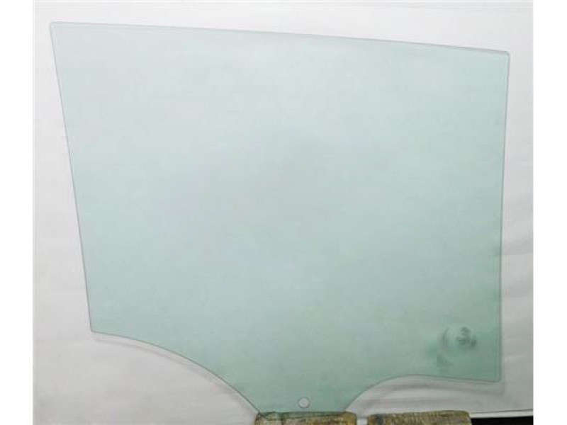 Скло дверне заднє праве BMW 2 F46 14-21 Gran Tourer (XYG)