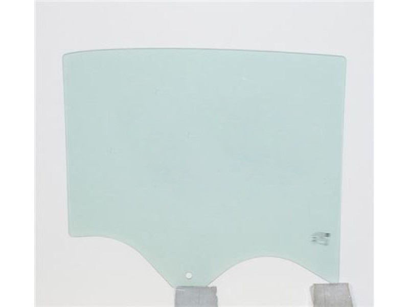 Скло дверне заднє праве Chevrolet Equinox 17- (XYG) 