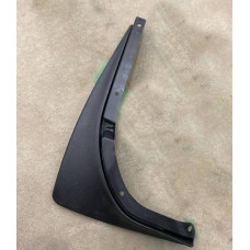 Бризковик задній лівий Skoda Octavia A5 05-13 (Китай) 1Z0821821