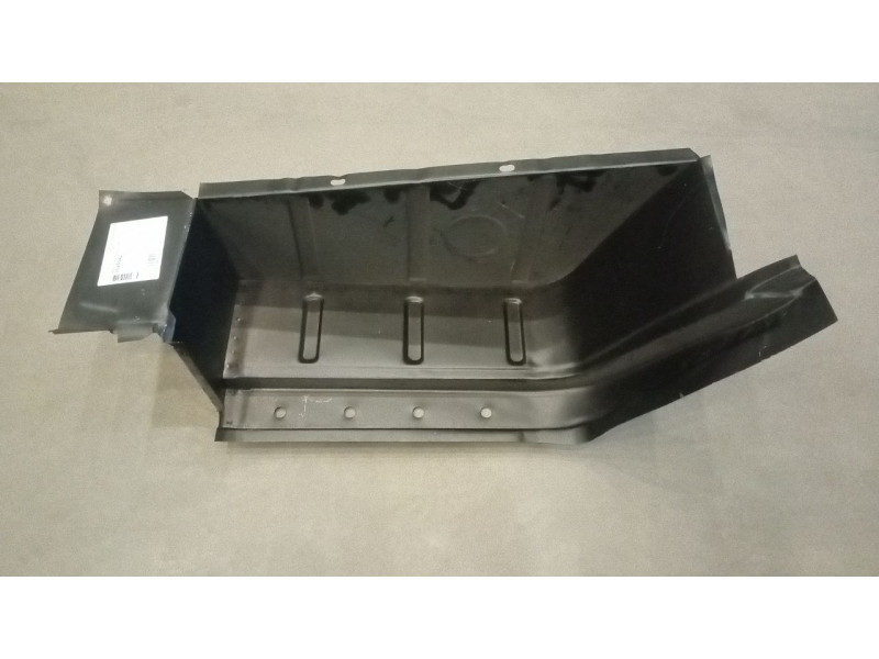 Сходинка передня права Mercedes T1 207-410 77-95 (KK)