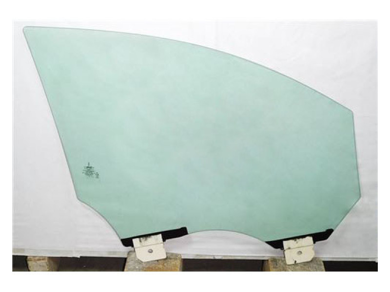 Скло дверне переднє праве Linсoln MKС 14- (XYG)