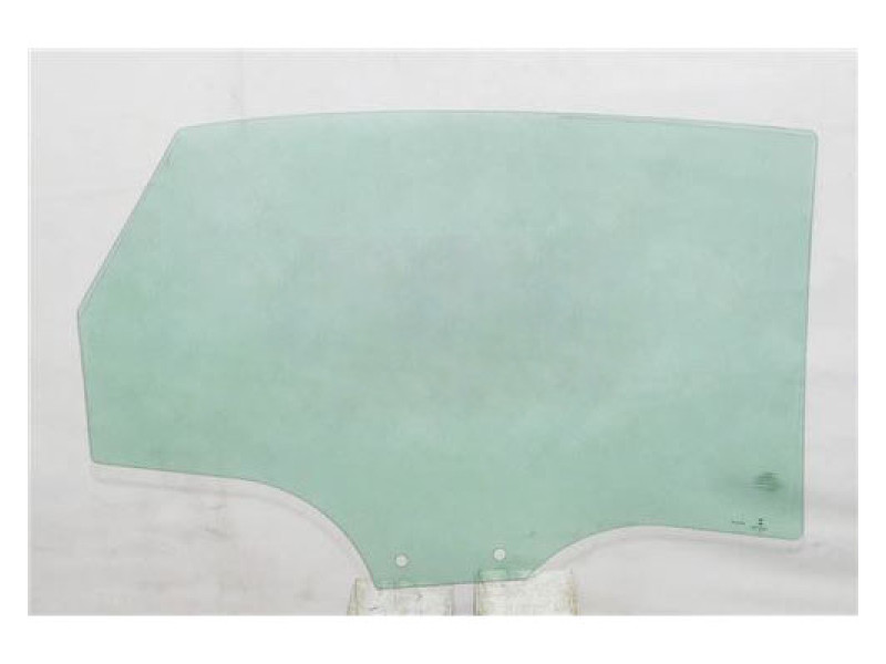 Скло дверне заднє ліве Audi A4 B9 SEDAN 16- (XYG)