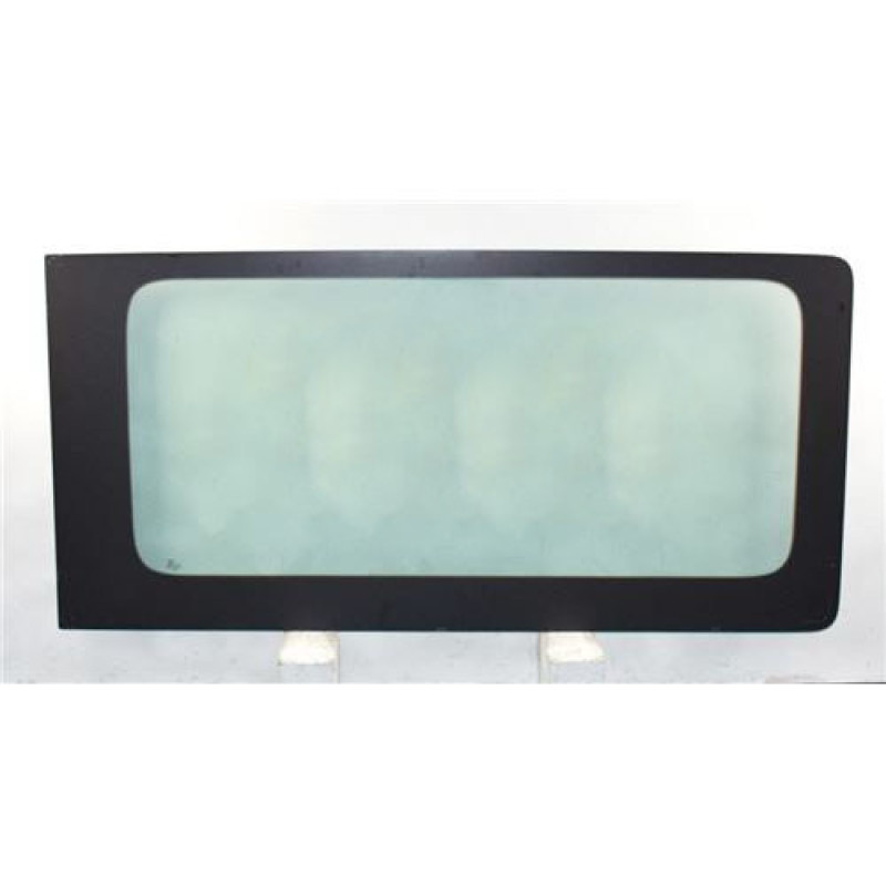 Скло середнє кузовне ліве VW Crafter 2 16-, MAN TGE 17- (XYG)