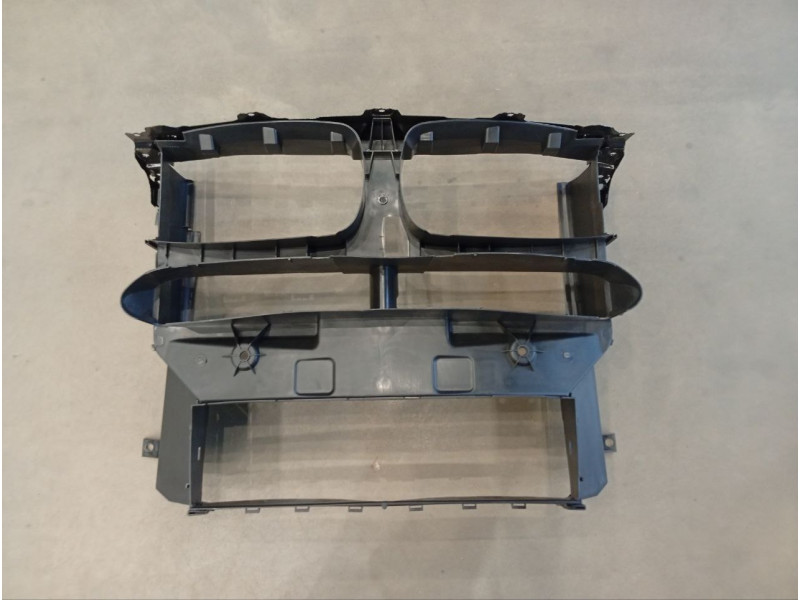 Дефлектор радіатора BMW X5 F15 M-Sport 2013-2018 Тайвань 51648055208