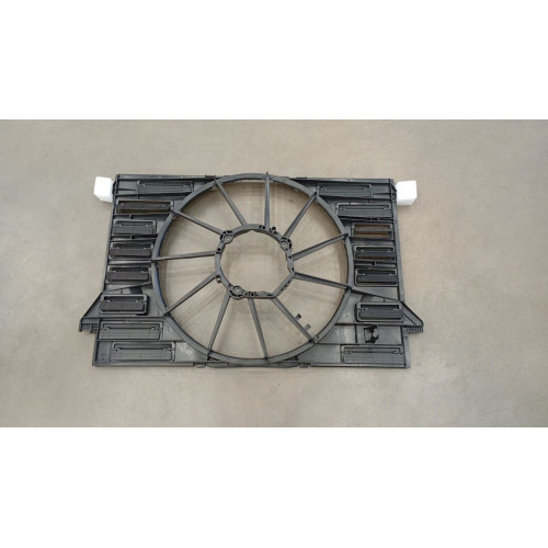 Дифузор радіатора Audi A4 B9, A6 С8, Q7 FPS 8W0121207B