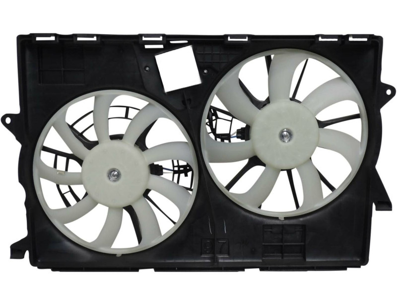 Дифузор з вентилятором Jeep Cherokee KL двиг. 3.0 / 3.2 (Тайвань) без блока 52014621AE