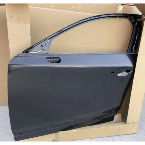 Двері передні ліві Mazda CX-30 2019- Китай DFY05902XB