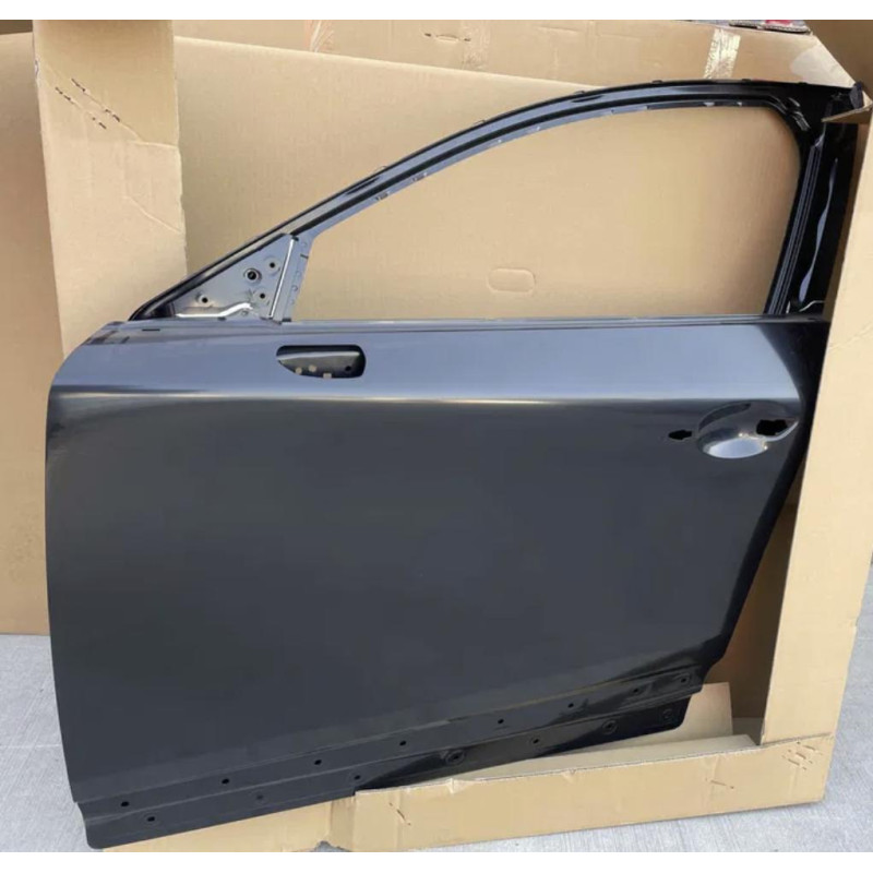 Двері передні ліві Mazda CX-30 2019- Китай DFY05902XB