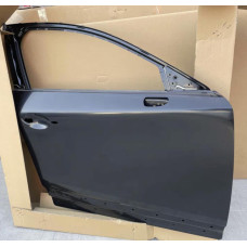 Двері передні праві Mazda CX-30 2019- Китай DFY05802XB